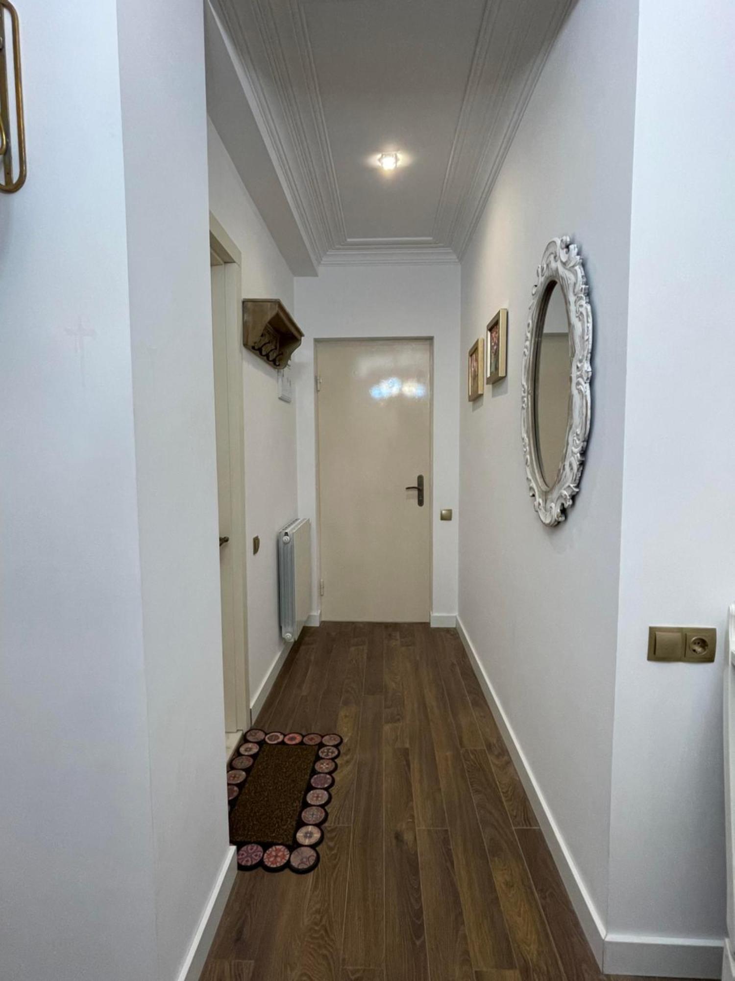 Picasso Apartment Kutaiszi Kültér fotó